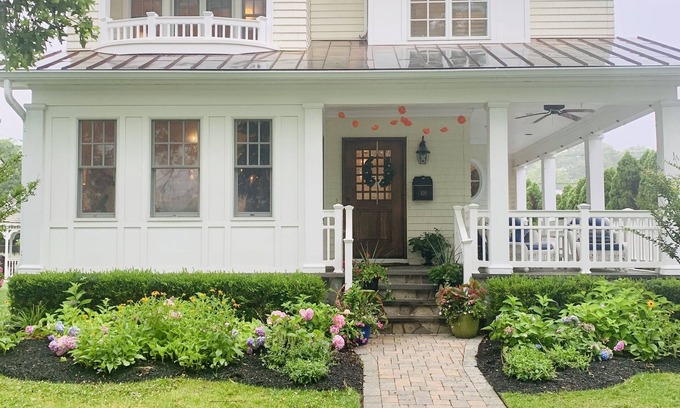 Spring Lake House | 4 Blocks to the Beach!