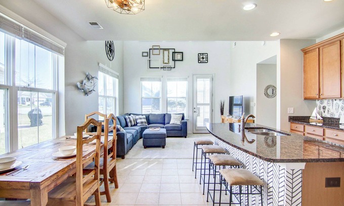 Millville House | 4 Mi Shuttle Ride to Ocean: Bethany Beach Getaway