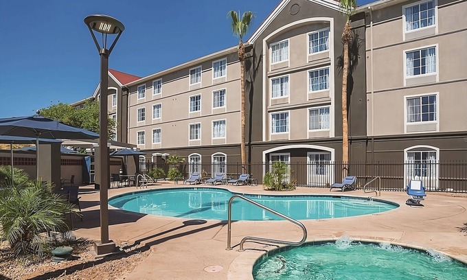 Ahwatukee Foothills House | 4 Pet-Friendly Units! Free Breakfast, Onsite Pool, Free Parking
