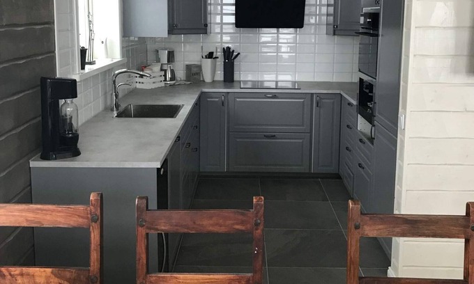 Stoten House | 4 star holiday home in LIMA