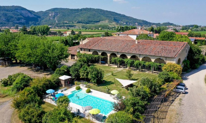 Longare Apartment | 40 m² Apartment ∙ 1 bedroom ∙ 2 guests