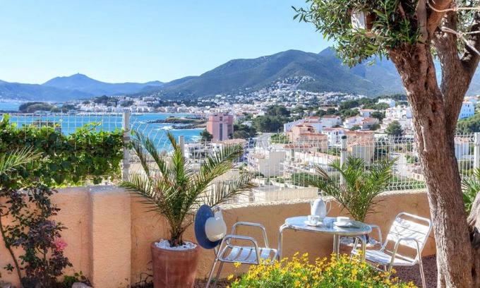 Llanca Apartment | 40 m² Apartment ∙ 1 bedroom ∙ 3 guests