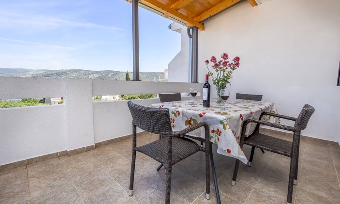 Razanj Apartment | 40 m² Apartment ∙ 1 bedroom ∙ 4 guests