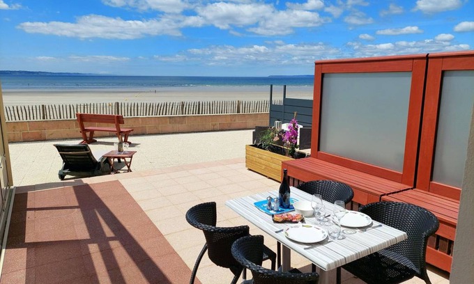 Plonevez-Porzay Apartment | 45 m² Apartment ∙ 1 bedroom ∙ 2 guests