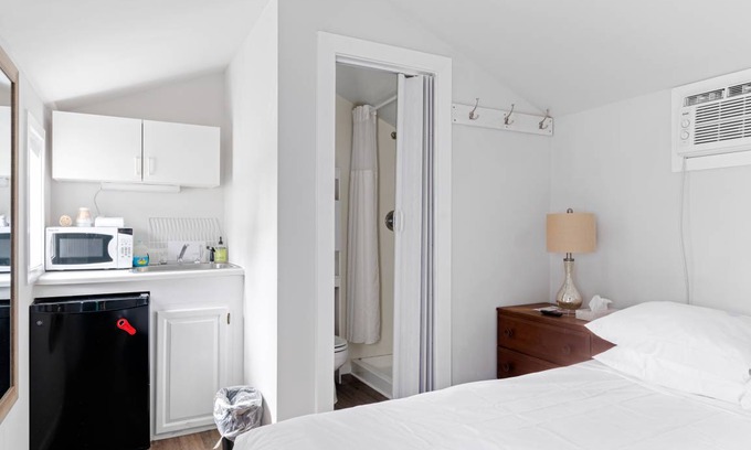 Hampton Bays Apartment | 47 m² Studio flat ∙ 2 guests