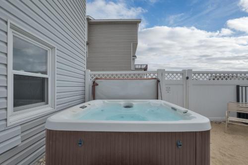 Kitty Hawk House | 4770 - I'm Free BY Resort Realty