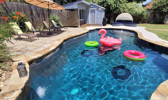 Saxony House | 4bd 3ba - Pool/HotTub/Arcade/Theater/PingPong/Foosball