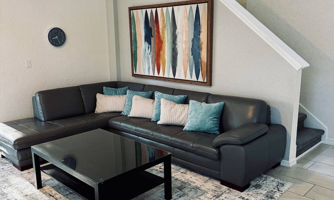 Regal Palms House | 4BR Family Resort Near Disney & Universal – Spacious & Fun for Everyone!