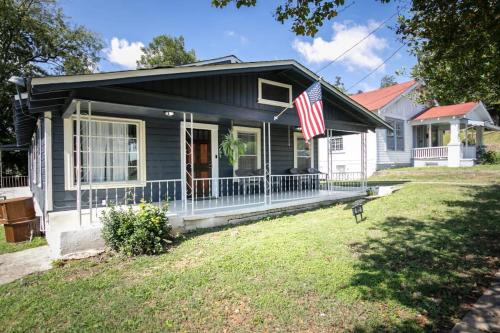 Birmingham House | 4th St Little Blue in Bham