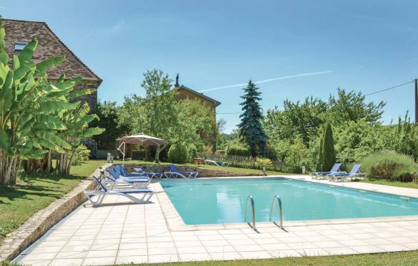 Jumilhac-le-Grand House | 5 bedroom accommodation in Jumilhac