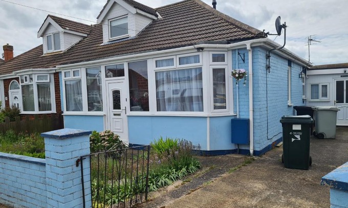 Mablethorpe Apartment | 5 Berth bungalow in Mablethrorpe (Joe's Place)
