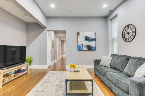 Ukrainian Village Apartment | 5 Mi to Dtwn Ukrainian Village Apartment!
