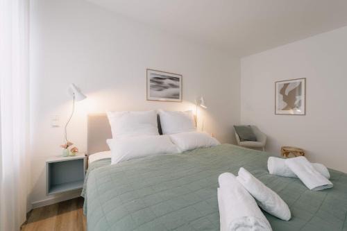 Bayreuth Apartment | 5 Min Central 1-Room Apartment - free parking 600 mbit Wifi