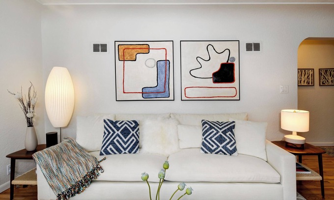 Newlands House | 5 min drive to CU/Pearl St - Best Neighborhood in Boulder