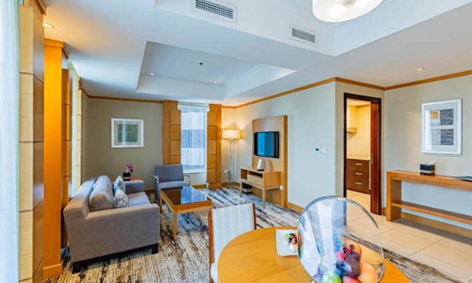 Dubai Apartment | 5 minutes to the metro! 2 Bedroom Serviced Hotel Apartment, All Bills Included.