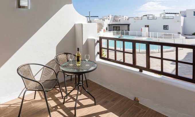 Costa Teguise Apartment | 50 m² Apartment ∙ 1 bedroom ∙ 4 guests