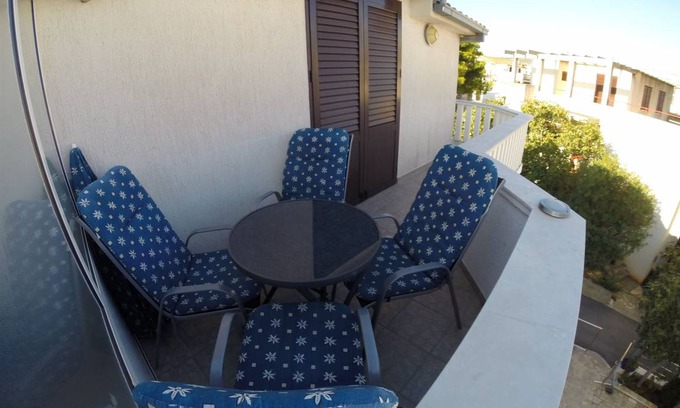 Rogoznica Apartment | 50 m² Apartment ∙ 1 bedroom ∙ 4 guests