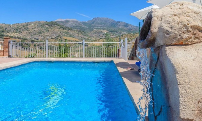 Alozaina House | 50 m² House ∙ 2 bedrooms ∙ 4 guests