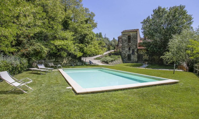 Sesto Fiorentino Villa | 50 m² Villa ∙ 1 bedroom ∙ 3 guests