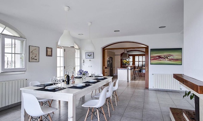 Garriguella House | 512 m² House ∙ 4 bedrooms ∙ 12 guests