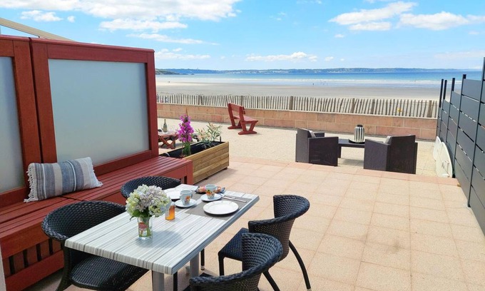 Plonevez-Porzay Apartment | 55 m² Apartment ∙ 2 bedrooms ∙ 3 guests