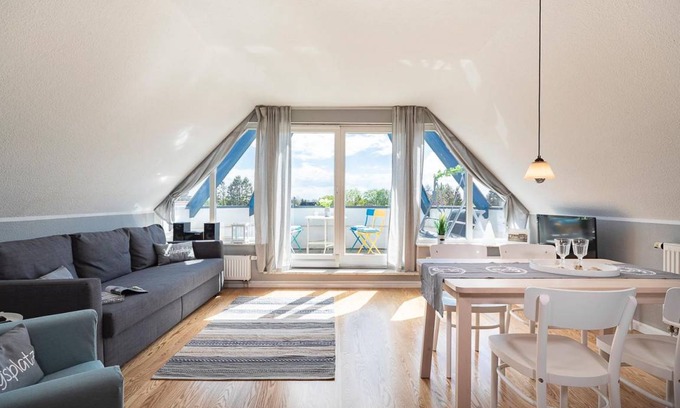Zingst Apartment | 56 m² Apartment ∙ 1 bedroom ∙ 4 guests