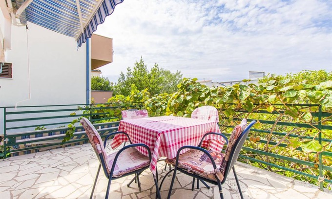 Rogoznica Apartment | 56 m² Apartment ∙ 2 bedrooms ∙ 4 guests