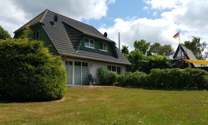 Zingst House | 56 m² House ∙ 2 bedrooms ∙ 4 guests