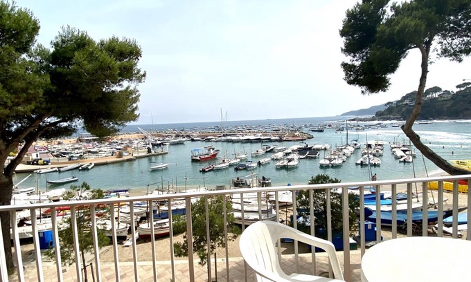 Llafranc Apartment | 59 m² Apartment ∙ 2 bedrooms ∙ 4 guests