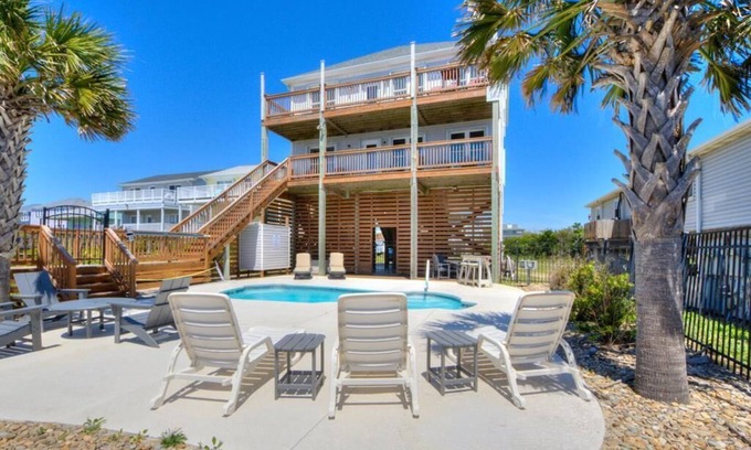 Yaupon Beach House | 5BR/3.5BA Home - Oceanfront, Event Home, Dog Friendly, Sleeps 13