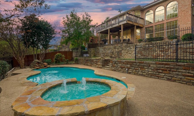 Rowlett House | 5BR Oasis w/Pool Steps from Lake Ray Hubbard