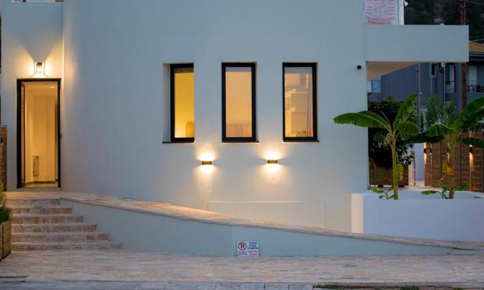 Nikiana Apartment | 5th Continent