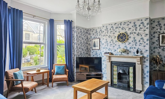 Lowestoft Cottage | 6 bedroom accommodation in Lowestoft