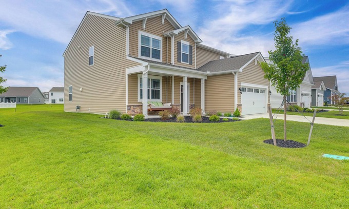 Millville House | 6 Mi to Bethany Beach: Pet-Friendly Home w/Yard!