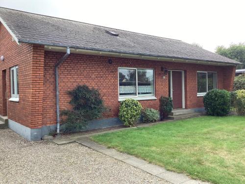 Hou House | 6 person holiday home in Hals