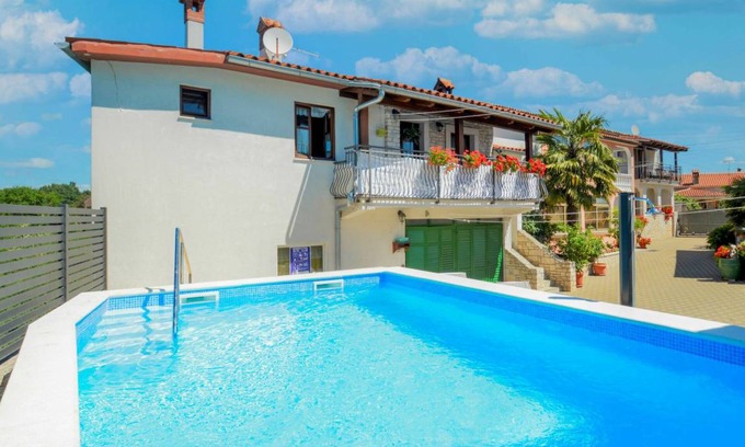 Foli Other | 60 m² Accommodation ∙ 2 bedrooms ∙ 5 guests