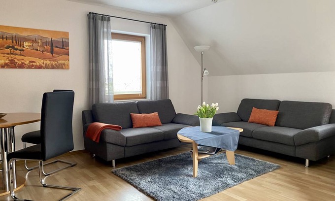 Hagnau Apartment | 60 m² Apartment ∙ 2 bedrooms ∙ 4 guests