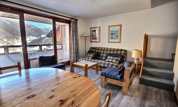 Saint-Jean-dʼAulps Apartment | 60 m² Apartment ∙ 2 bedrooms ∙ 9 guests