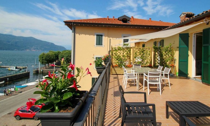 Porto Valtravaglia Apartment | 60 m² Apartment ∙ 2 bedrooms ∙ 6 guests