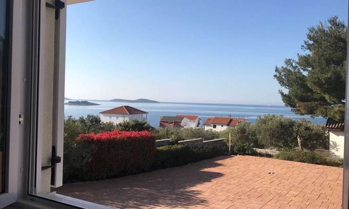 Rogoznica Apartment | 60 m² Apartment ∙ 2 bedrooms ∙ 6 guests