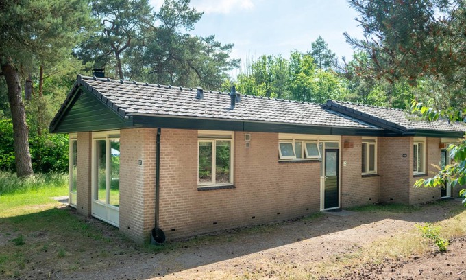 Eerbeek House | 60 m² Bungalow ∙ 3 bedrooms ∙ 6 guests