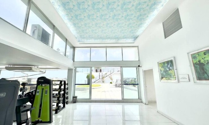 Basundhara Residential Area Apartment | 600sqft 5 Elite Stay with Pool and Sauna