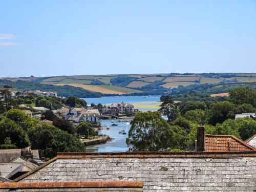 Kingsbridge Apartment | 61B Fore Street