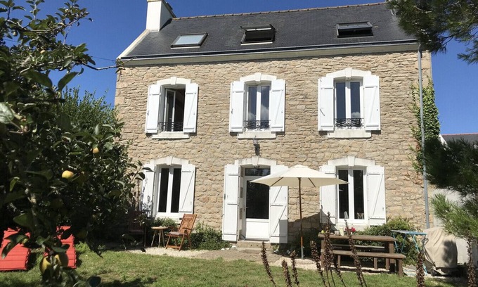 Plouhinec Villa | 634-Beautiful Breton house-sea view-300m from the beach