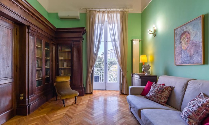 Naples City Centre Apartment | 65 m² Apartment ∙ 1 bedroom ∙ 4 guests