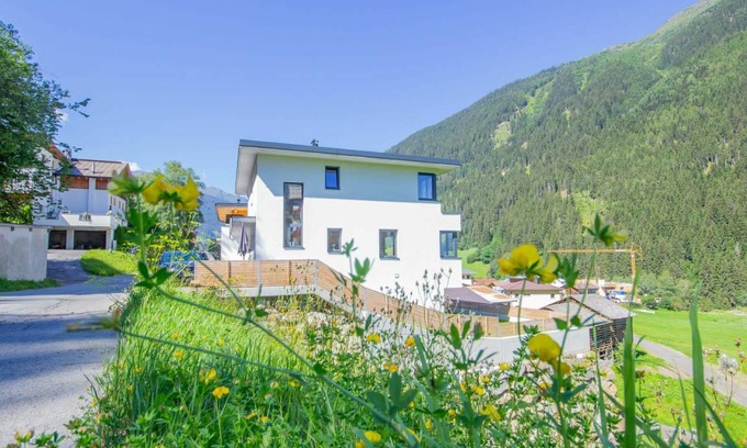 Kappl Apartment | 65 m² Apartment ∙ 1 bedroom ∙ 4 guests