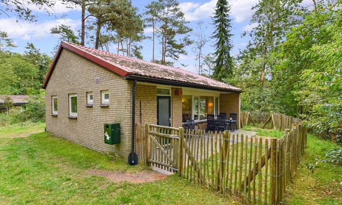 Eerbeek House | 65 m² Bungalow ∙ 3 bedrooms ∙ 6 guests