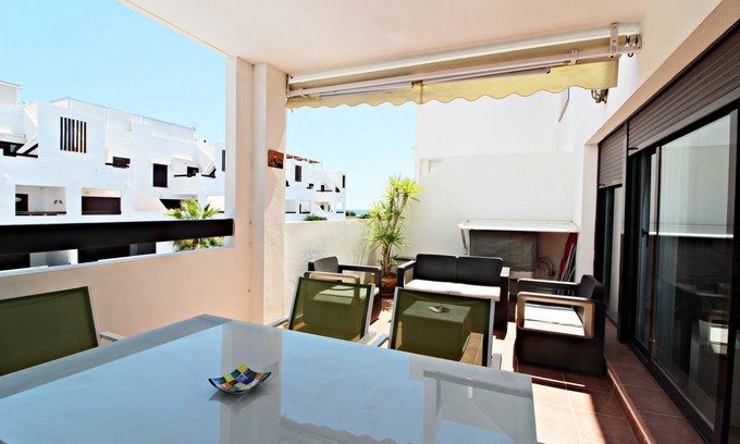 Vera Beach Apartment | 68 m² Apartment ∙ 3 bedrooms ∙ 5 guests