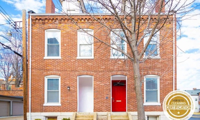 Soulard House | 6BR Soulard Family Home + Game Room/ABODEbucks