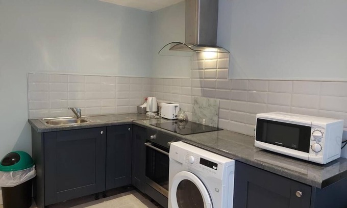 Galway City Centre House | 7 Eyre Square Lane